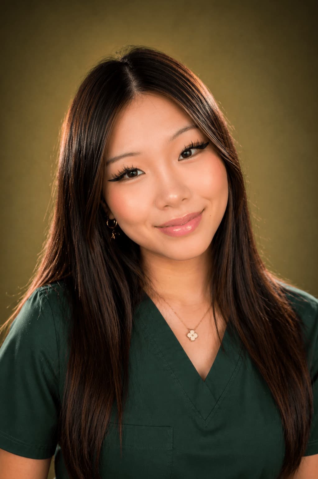 Lily Y., Receptionist at THE ONE Clinic